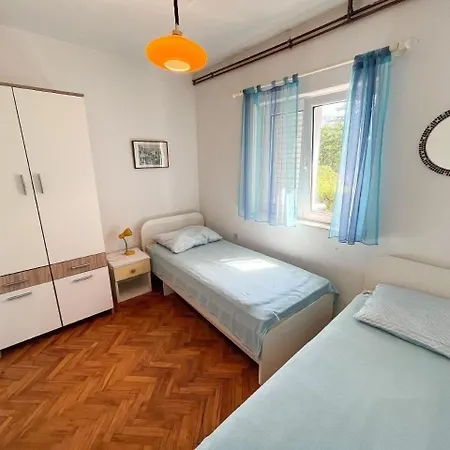 Charmante In Mit Grill, Garten Und Terrasse Apartment *