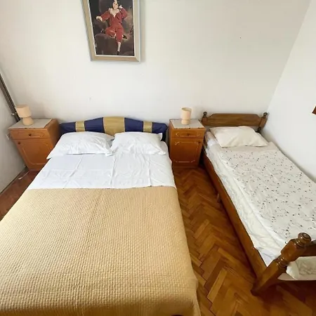 Charmante In Mit Grill, Garten Und Terrasse Διαμέρισμα *